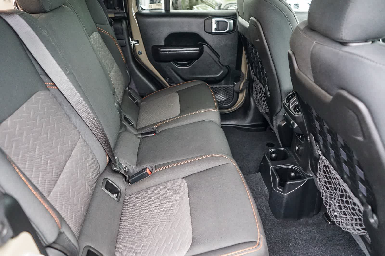 Thumbnail: 2020 Jeep Gladiator - 14