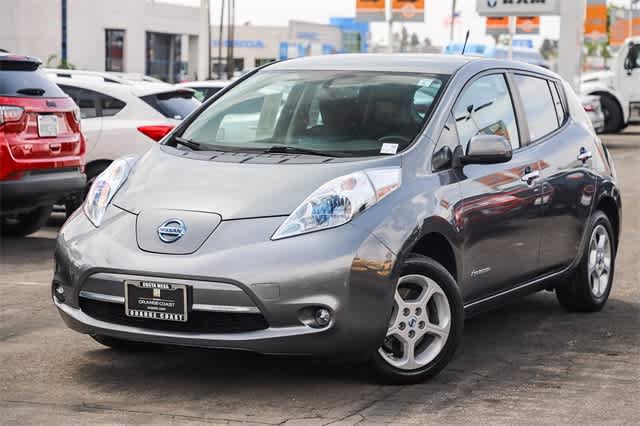 2014 Nissan Leaf SV -
                Costa Mesa, CA