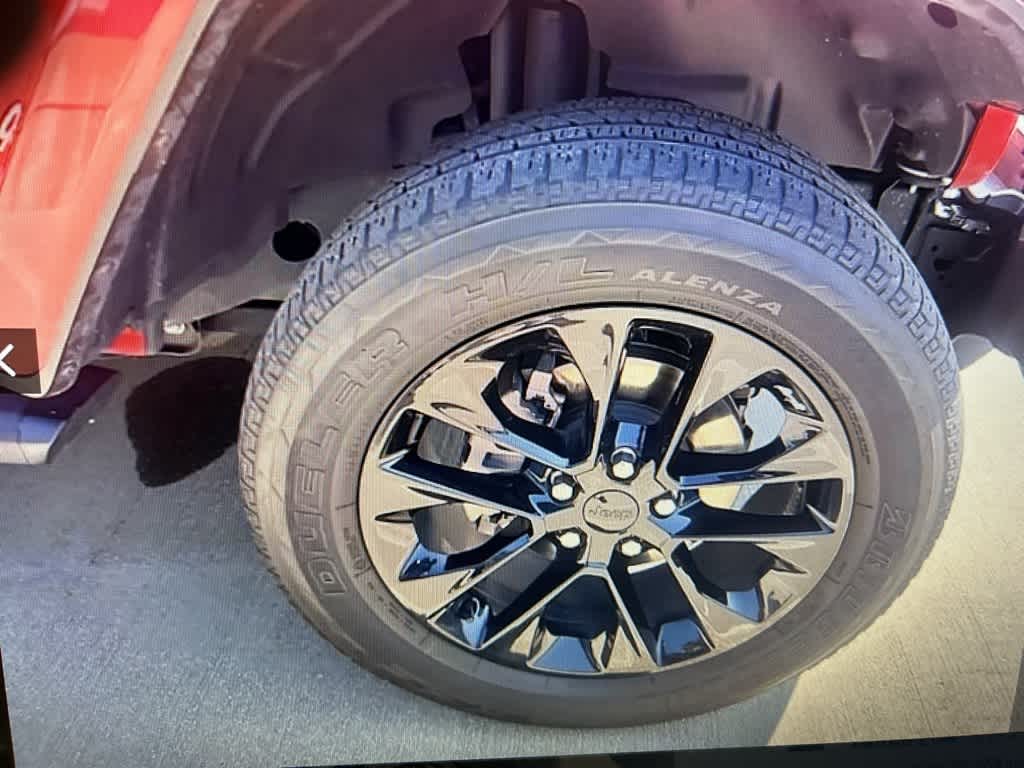 Thumbnail: 2021 Jeep Wrangler - 23