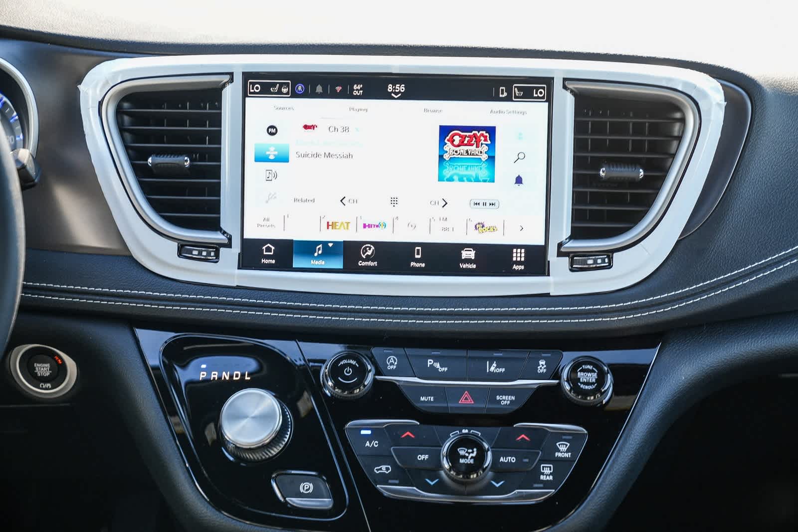 Thumbnail: 2026 Chrysler Pacifica - 15