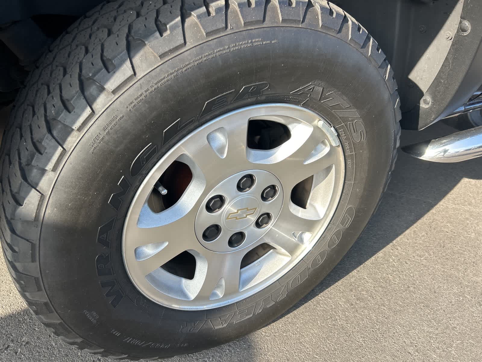 Thumbnail: 2005 Chevrolet Avalanche 1500 - 30