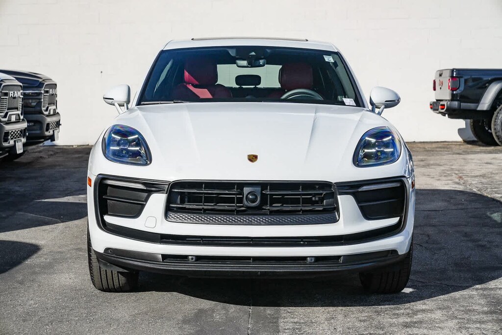Used 2023 Porsche Macan SUV