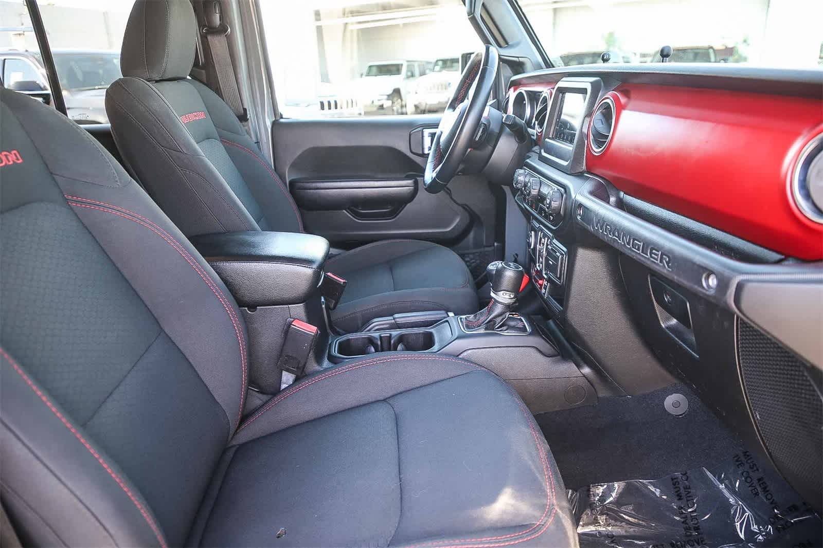 Thumbnail: 2021 Jeep Wrangler - 15