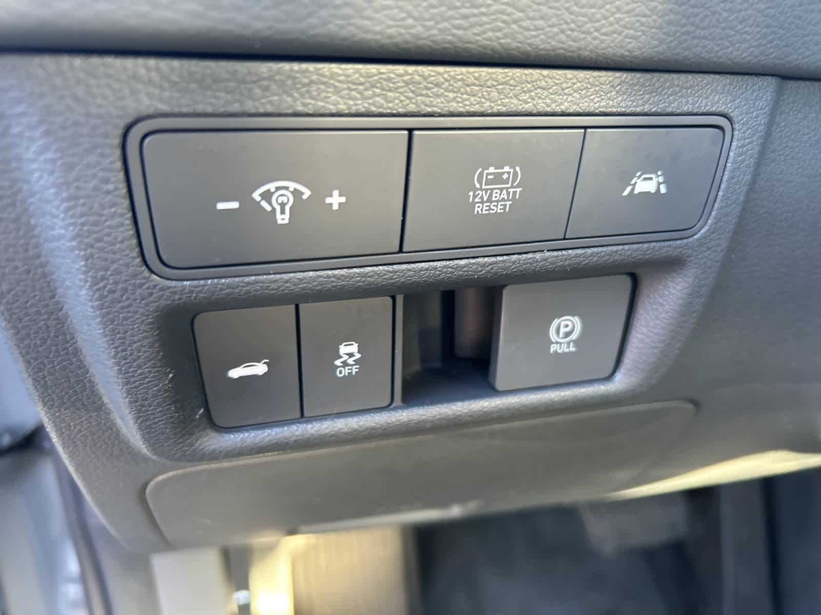 Thumbnail: 2022 Hyundai Sonata - 21