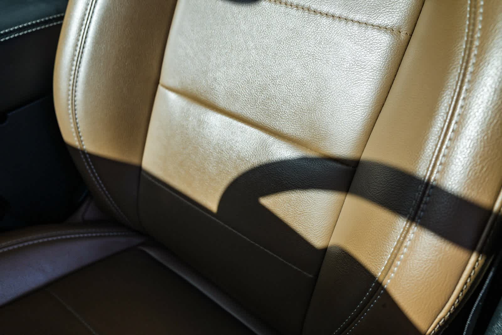 Thumbnail: 2023 Jeep Wrangler - 23