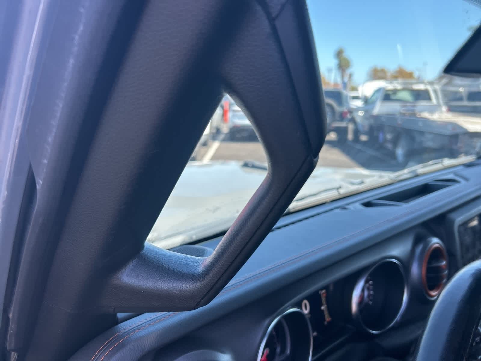 Thumbnail: 2021 Jeep Gladiator - 22