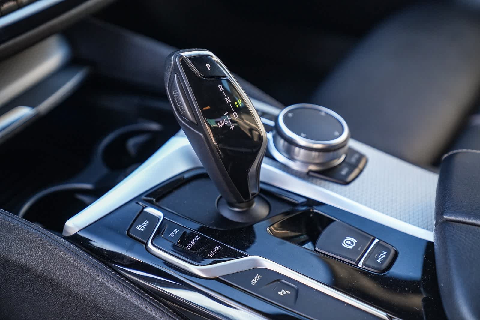 Thumbnail: 2018 BMW 5 Series - 18