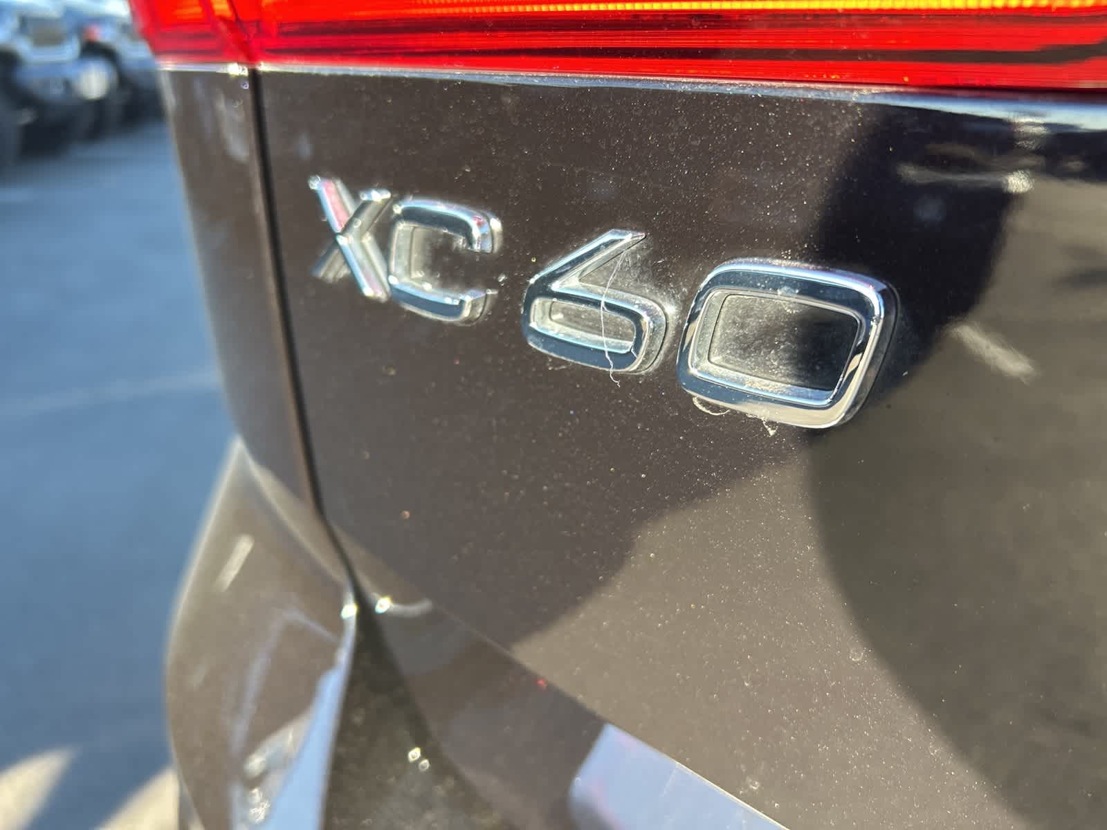 Thumbnail: 2022 Volvo XC60 - 17