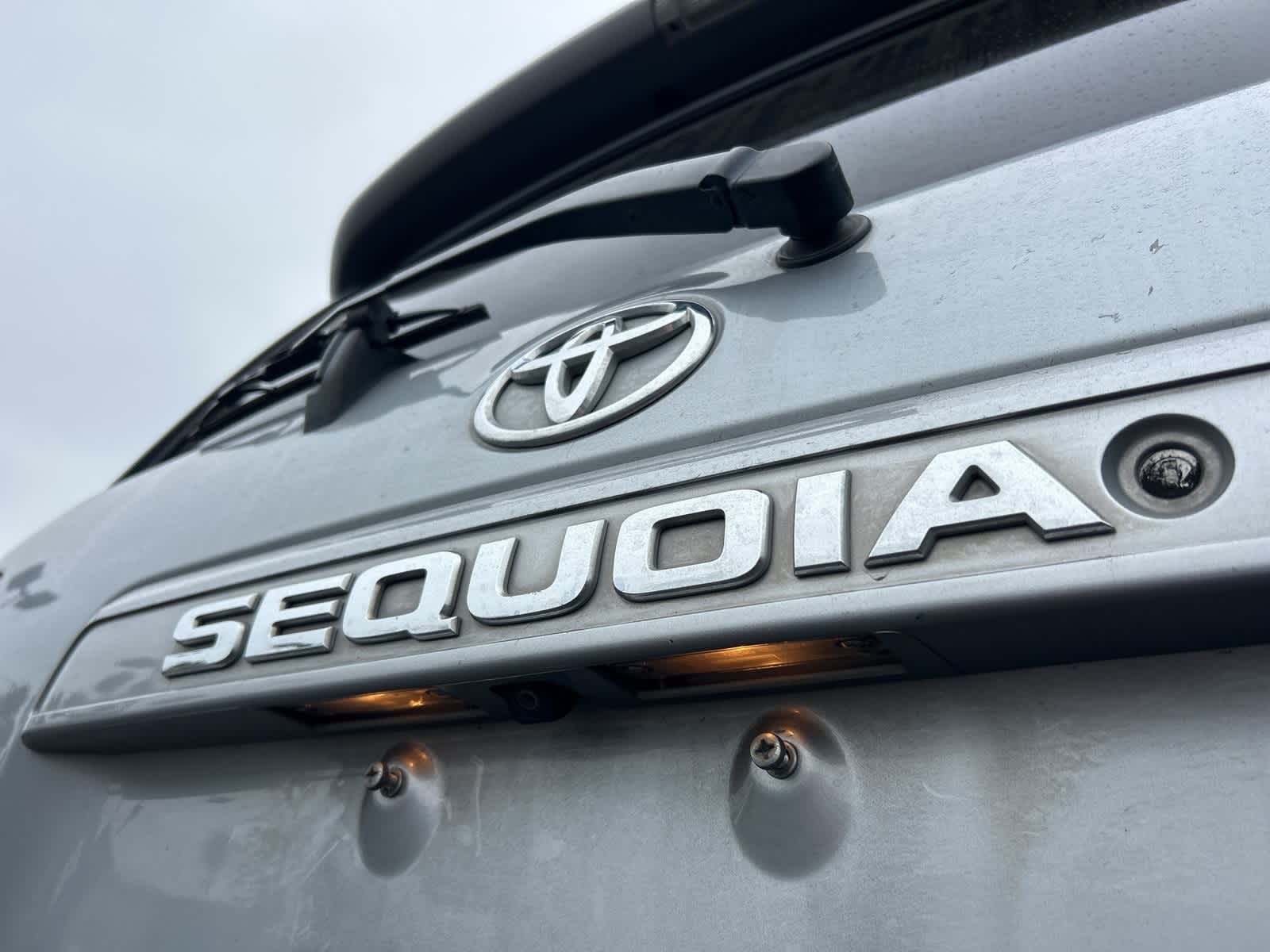 Thumbnail: 2015 Toyota Sequoia - 19