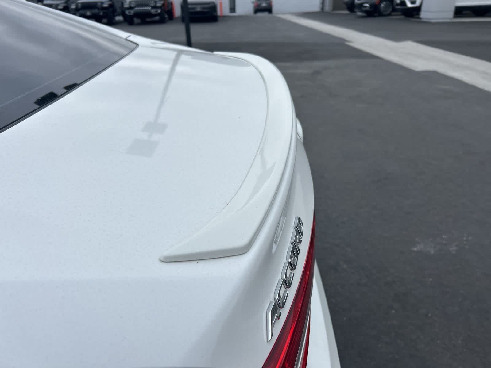 Thumbnail: 2018 Honda Accord - 13