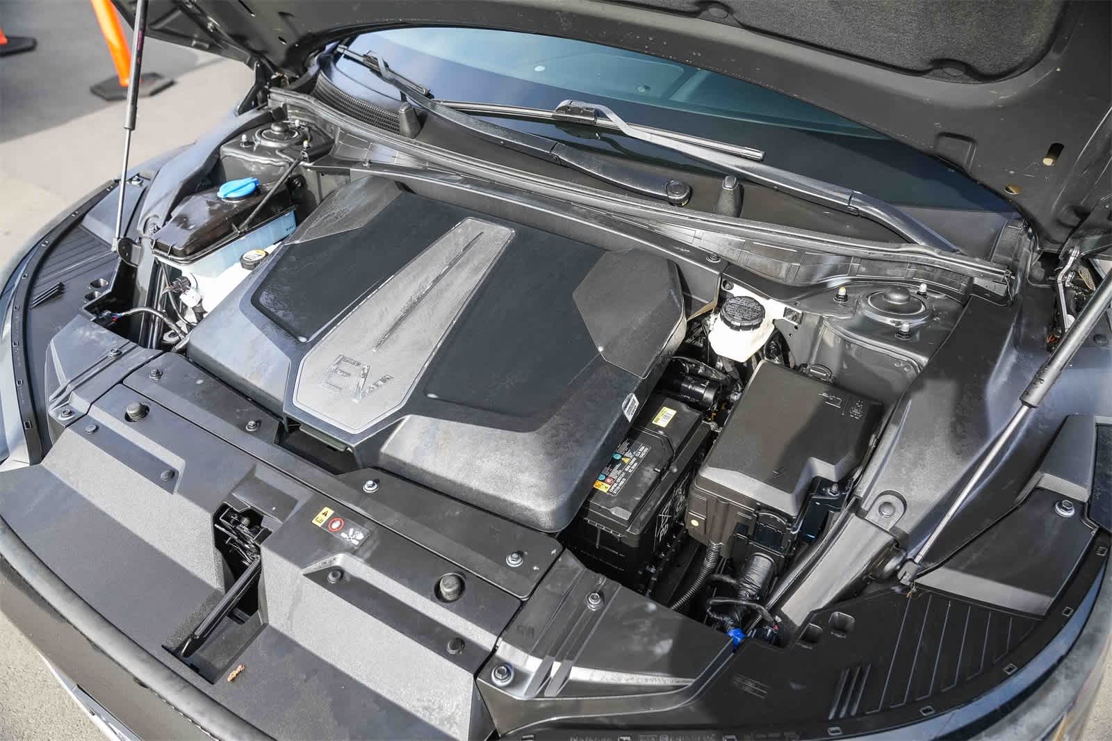 Thumbnail: 2023 Kia EV6 - 25