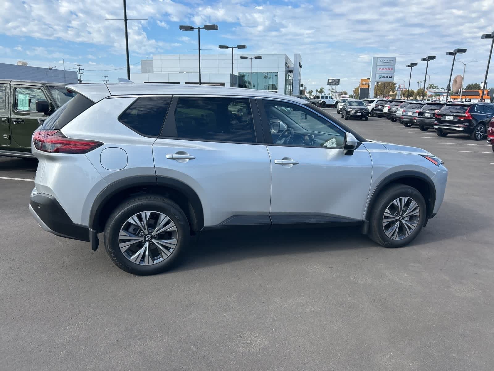 Thumbnail: 2023 Nissan Rogue - 6