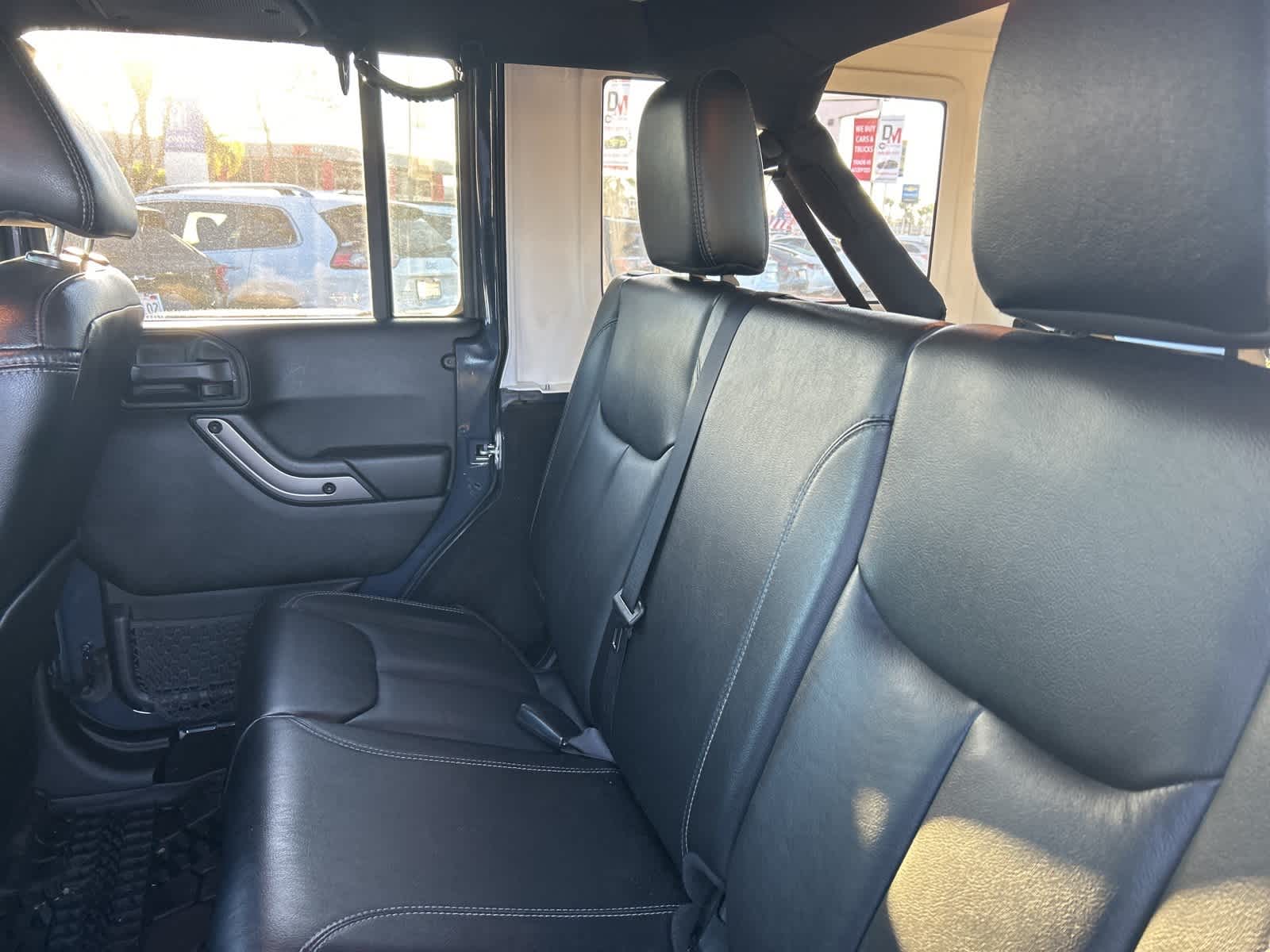 Thumbnail: 2018 Jeep Wrangler - 34