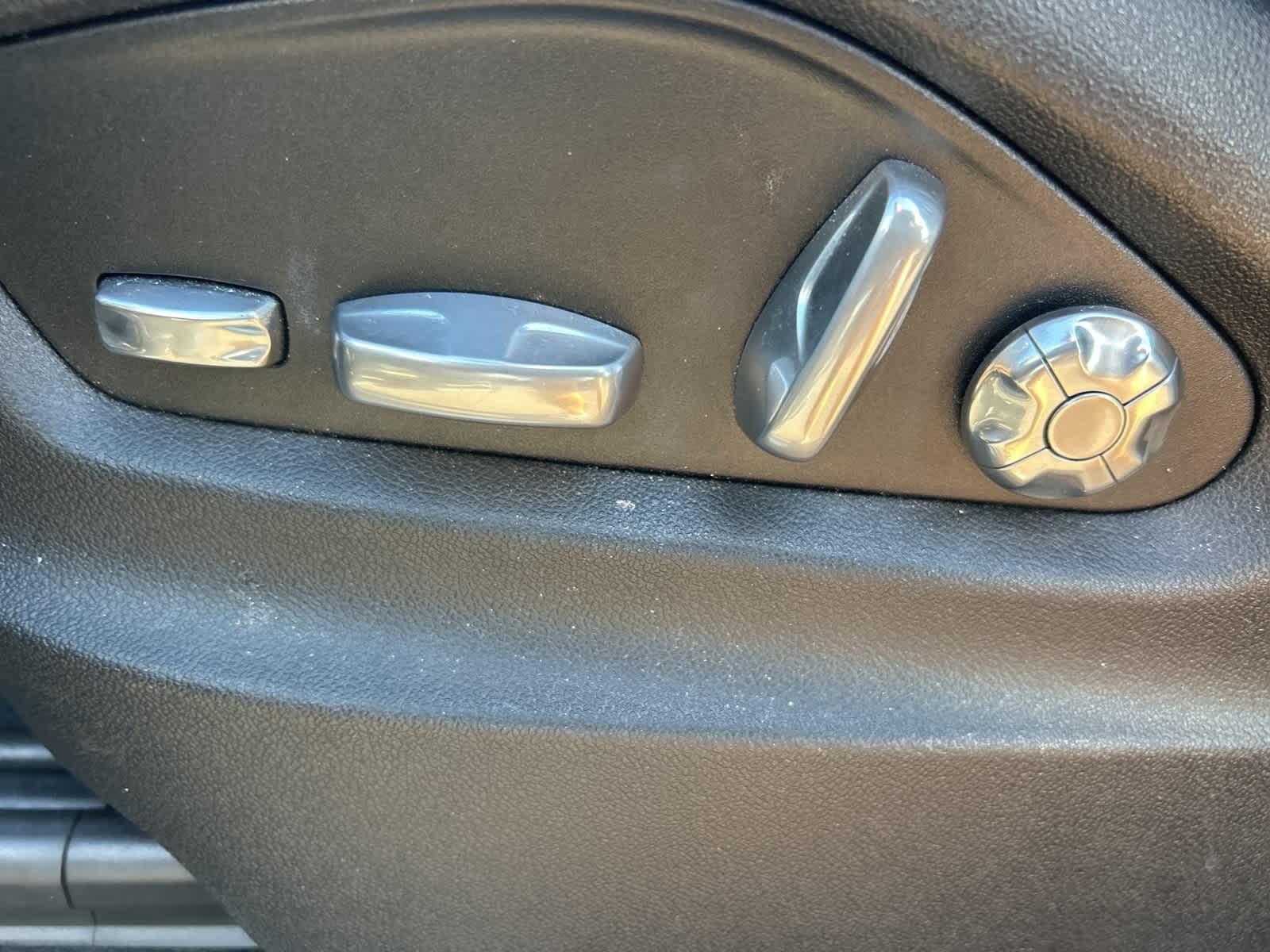 Thumbnail: 2019 Porsche Cayenne - 28