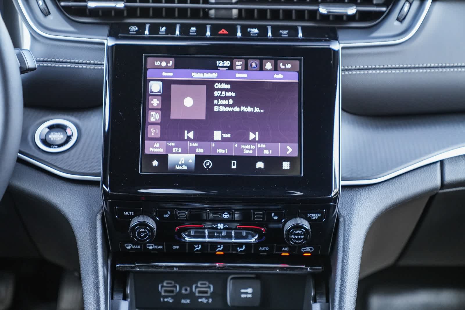 Thumbnail: 2025 Jeep Grand Cherokee L - 15