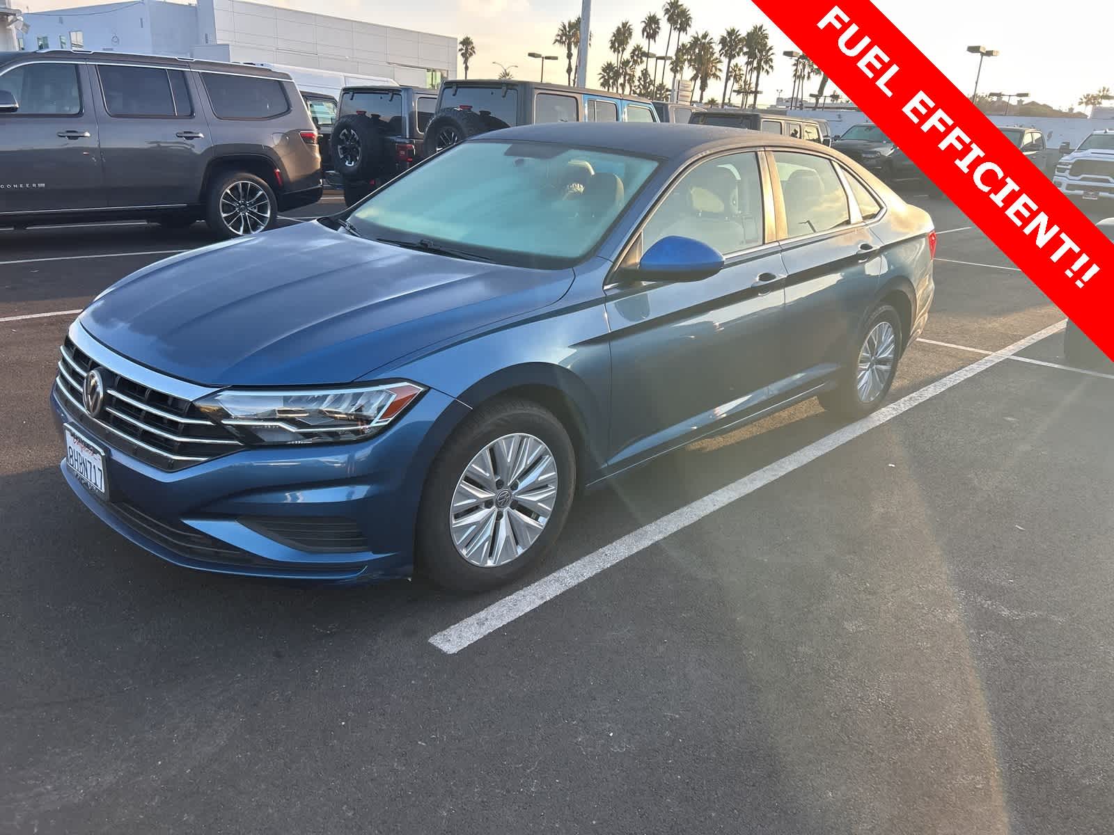 Thumbnail: 2019 Volkswagen Jetta - 1