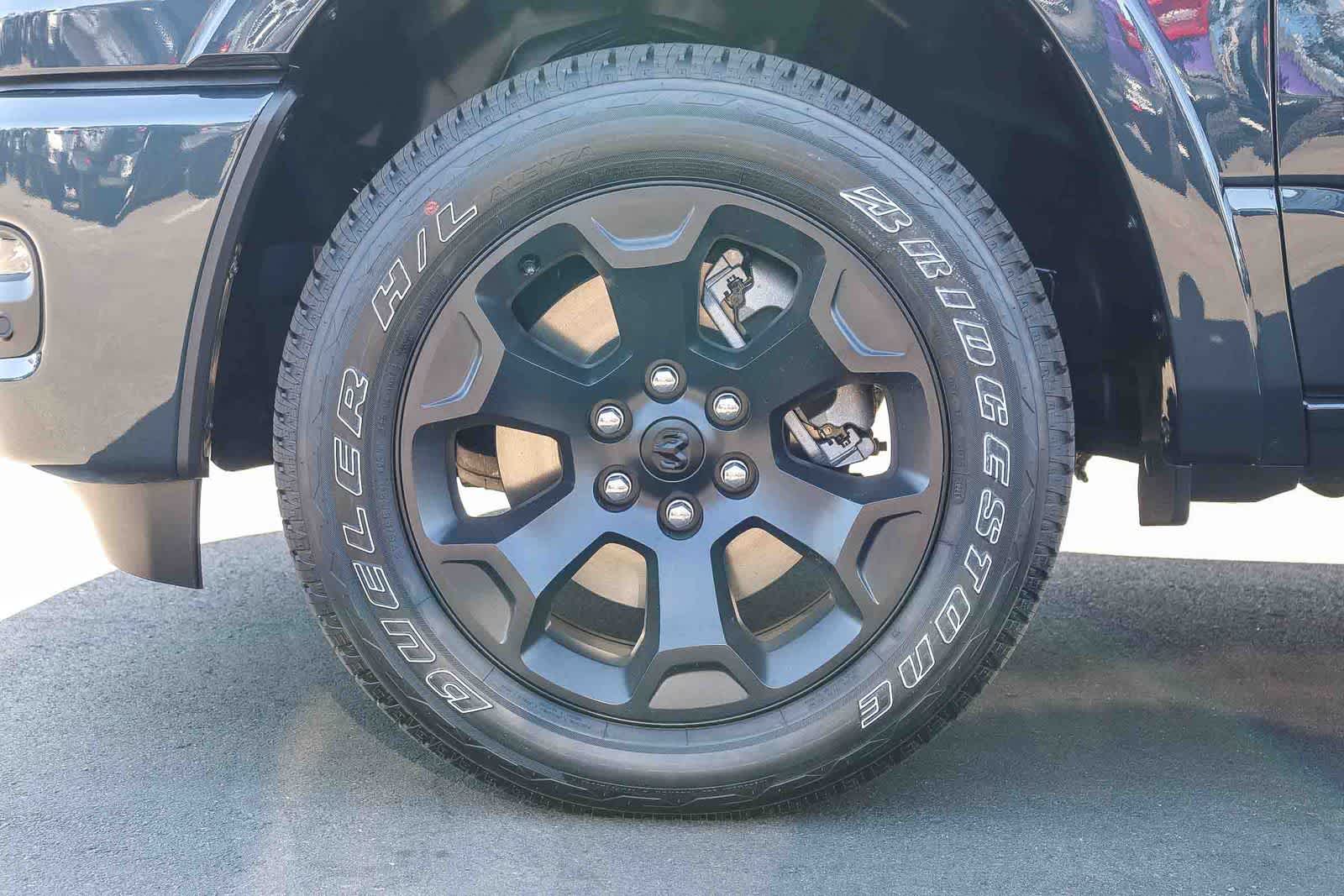 Thumbnail: 2026 RAM 1500 - 10