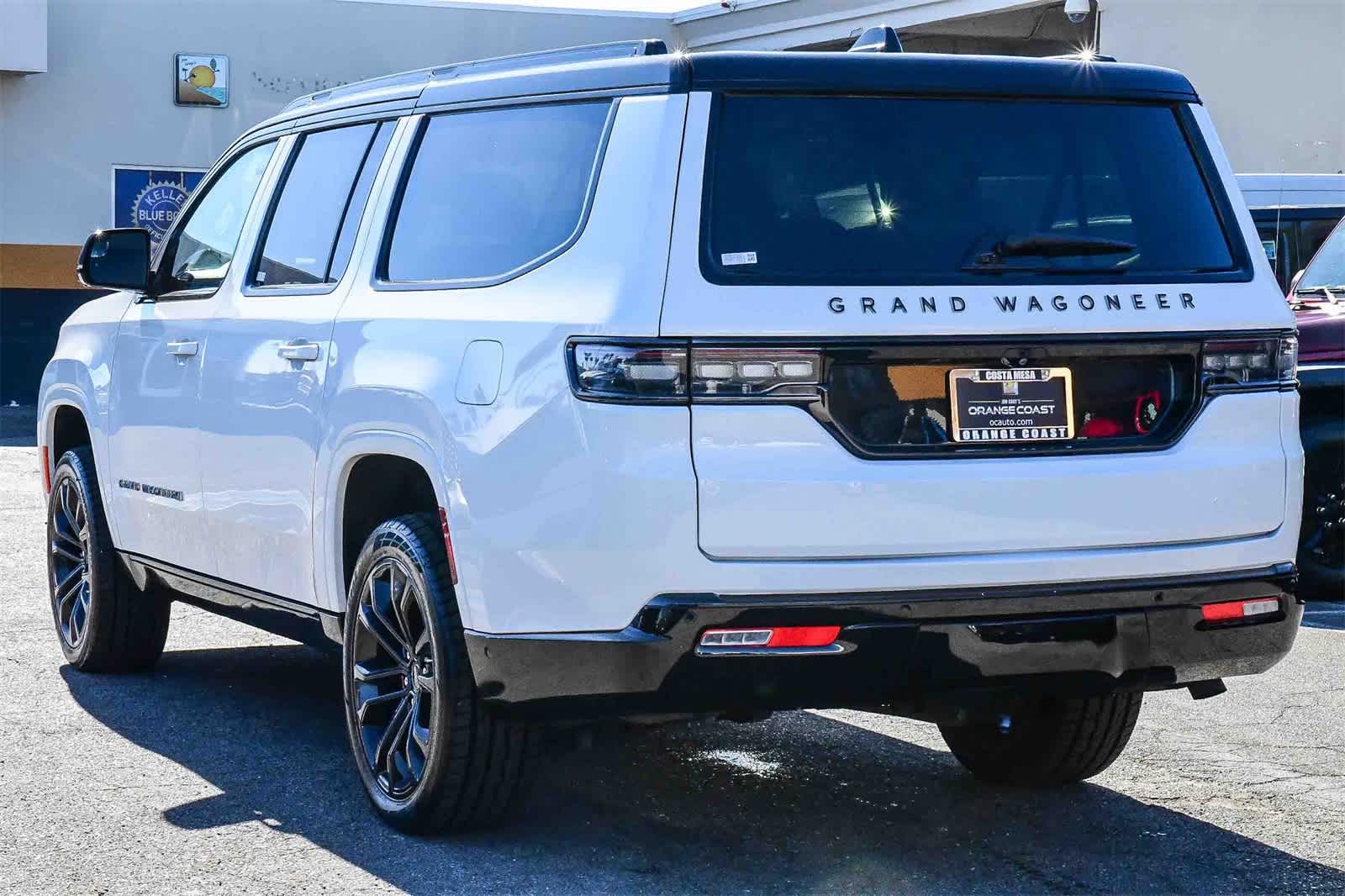 Thumbnail: 2024 Jeep Grand Wagoneer L - 6