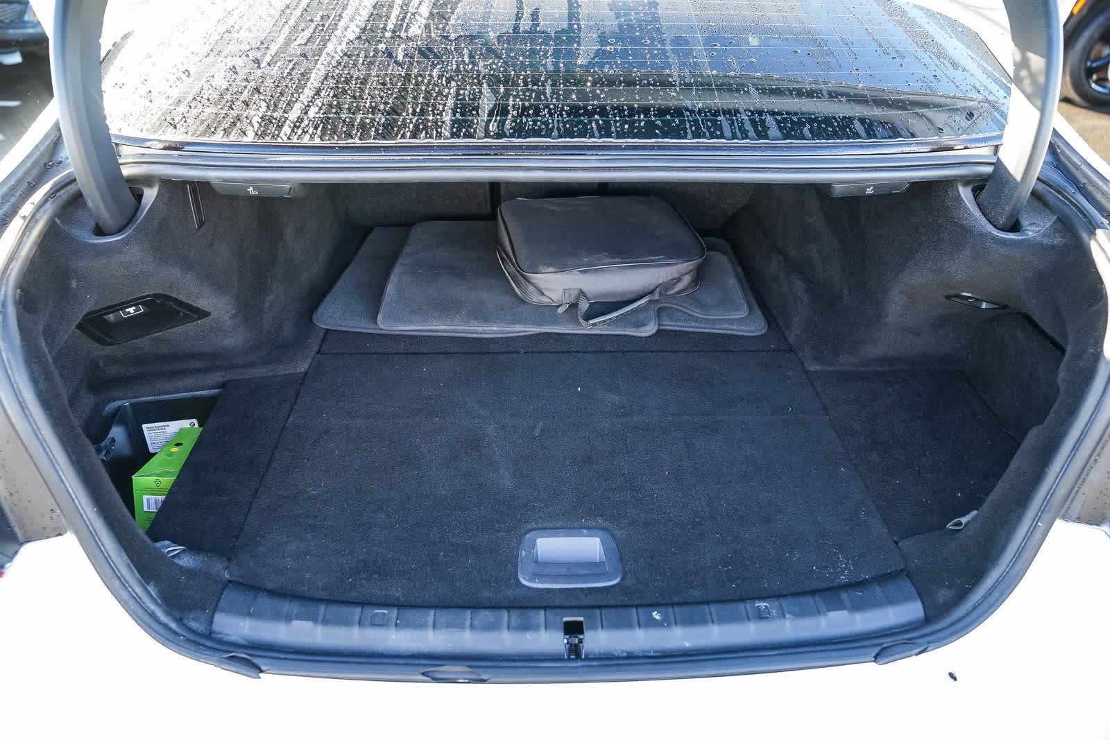 Thumbnail: 2018 BMW 5 Series - 24