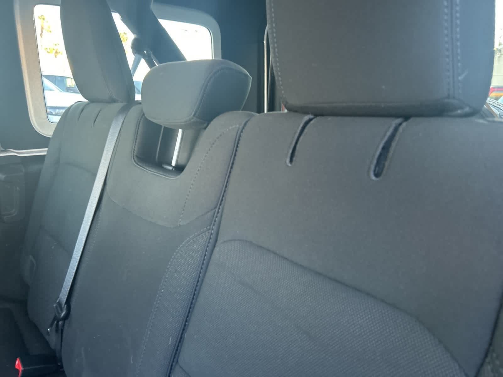 Thumbnail: 2021 Jeep Wrangler - 28