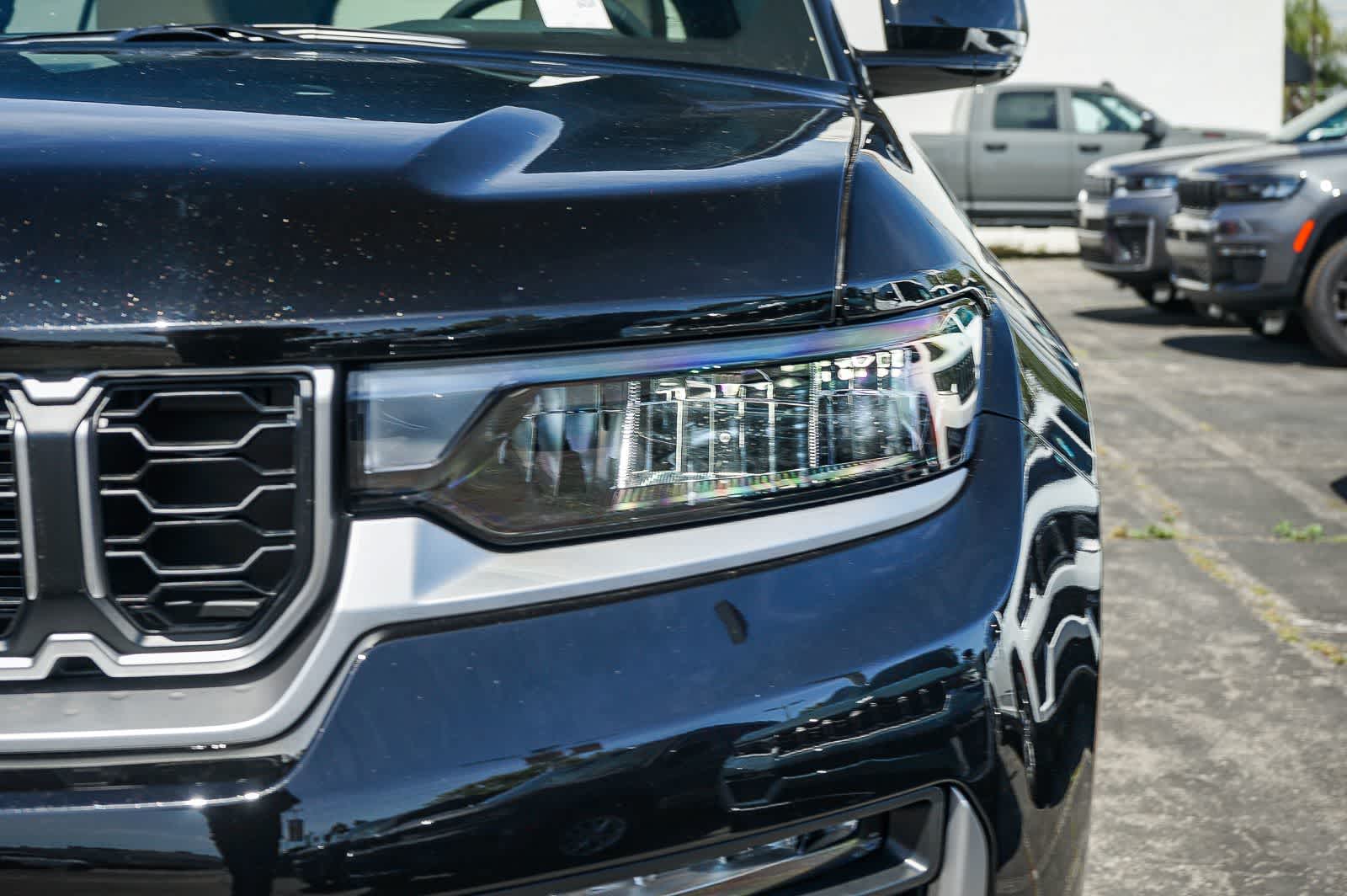Thumbnail: 2026 Jeep Grand Cherokee L - 8