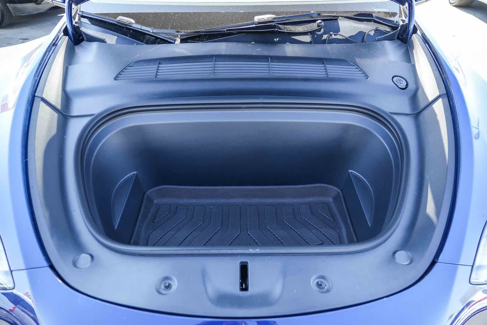 Thumbnail: 2023 Tesla Model Y - 26
