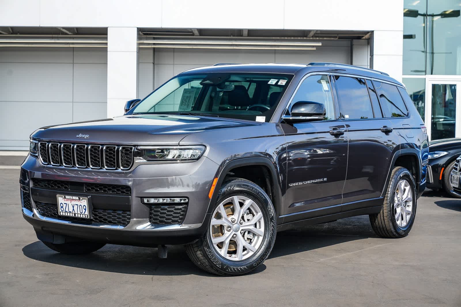 Thumbnail: 2021 Jeep Grand Cherokee L - 1