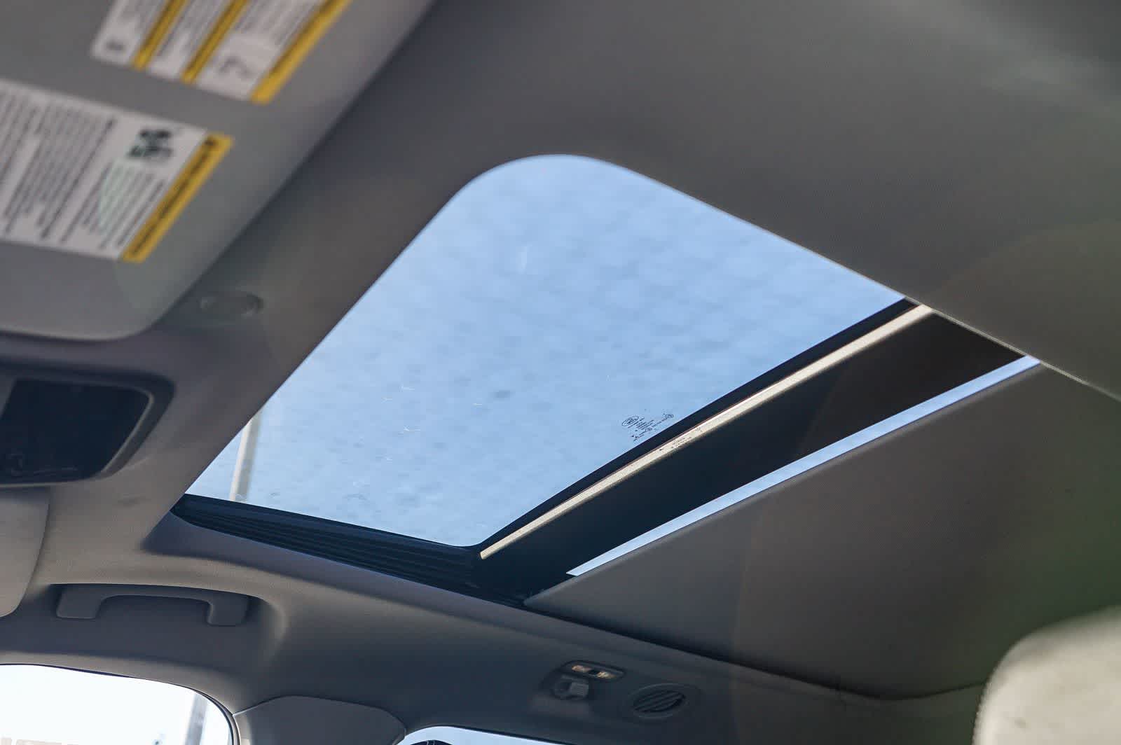 Thumbnail: 2022 Ford Explorer - 22