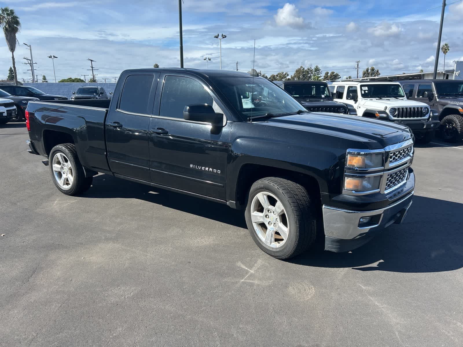 Thumbnail: 2015 Chevrolet Silverado 1500 - 6