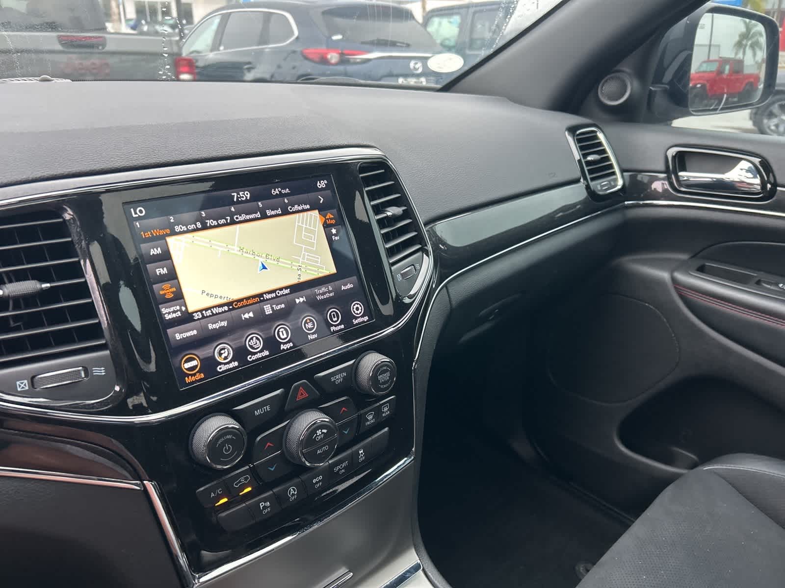 Thumbnail: 2021 Jeep Grand Cherokee - 47