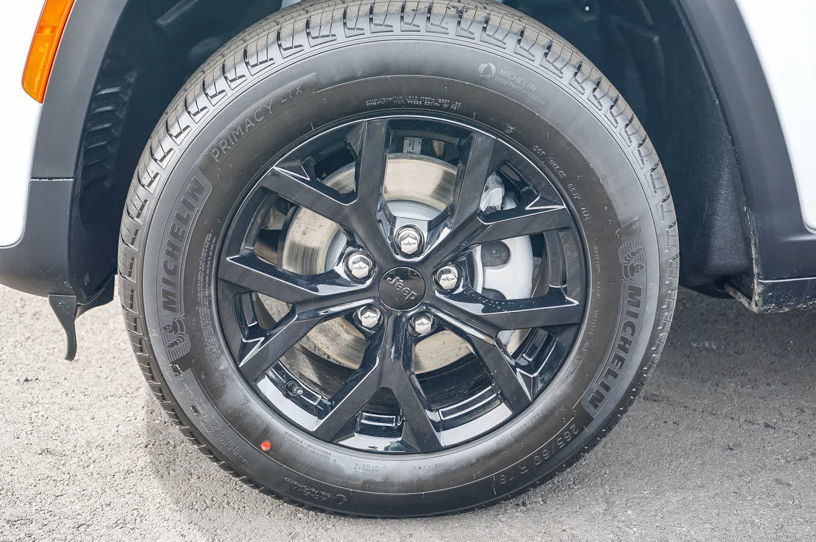 Thumbnail: 2026 Jeep Grand Cherokee - 9