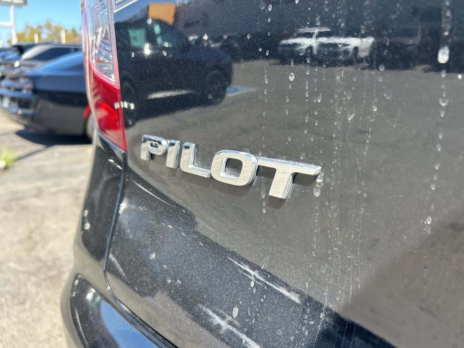 Thumbnail: 2019 Honda Pilot - 14