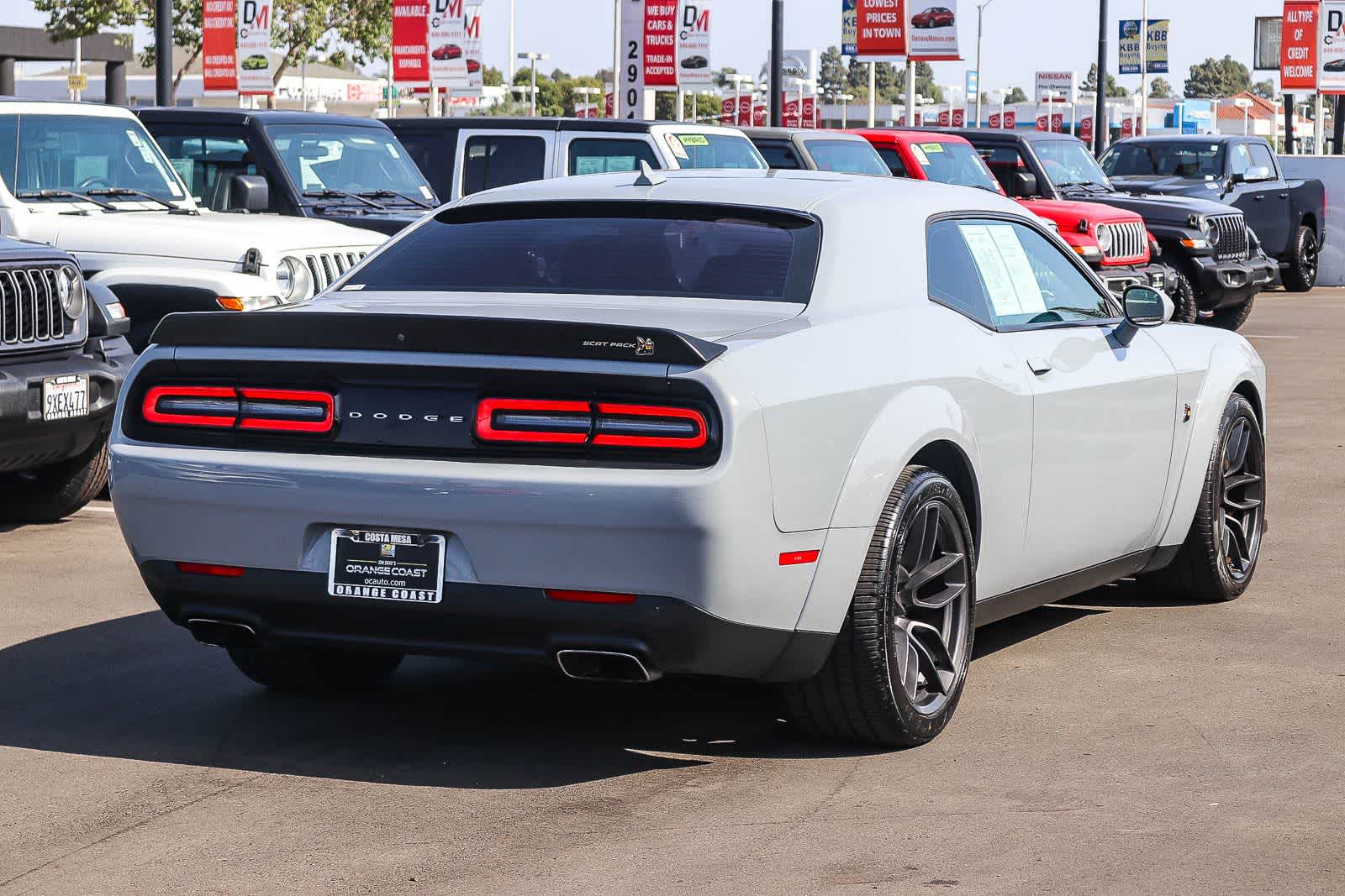 Thumbnail: 2022 Dodge Challenger - 4