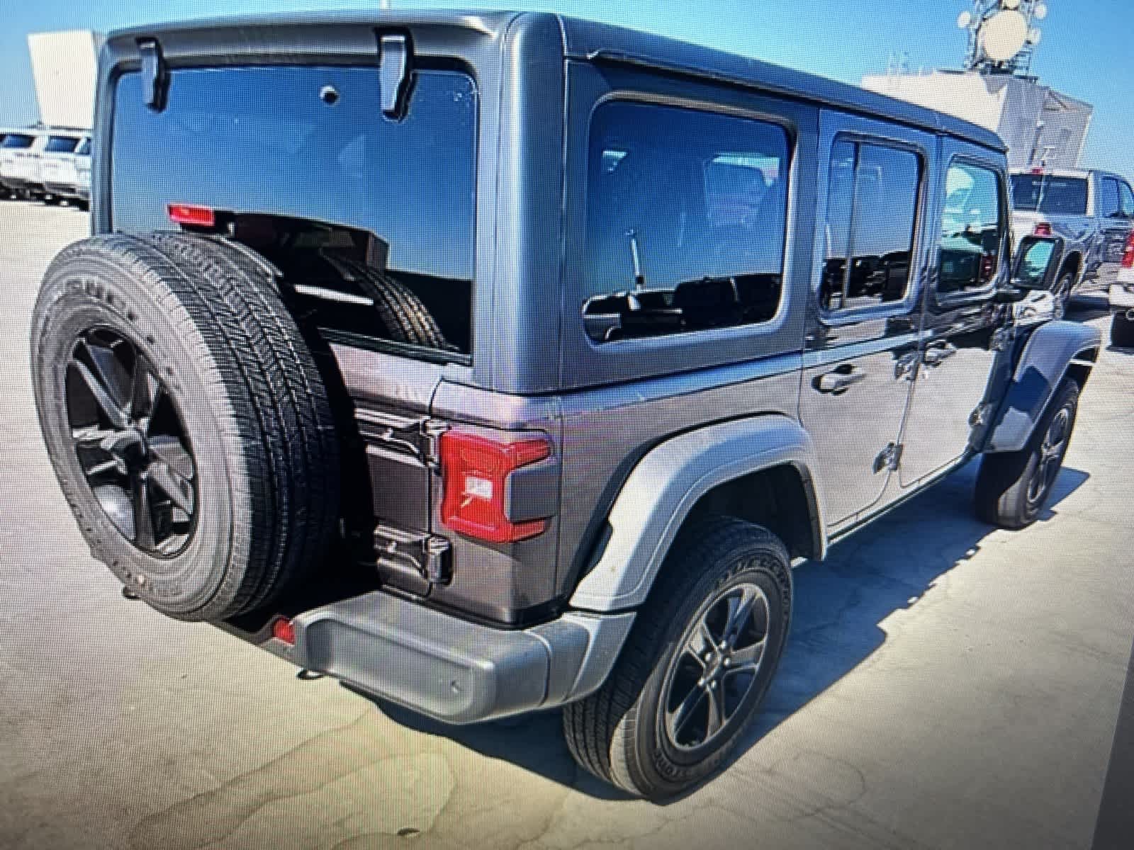 Thumbnail: 2020 Jeep Wrangler - 3