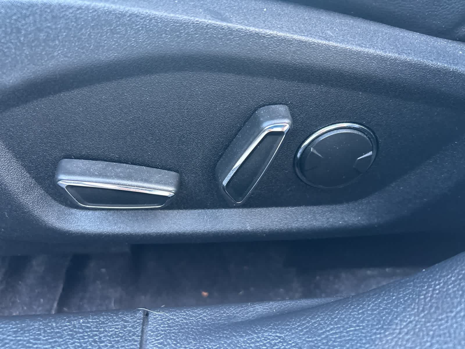 Thumbnail: 2020 Ford Fusion - 25