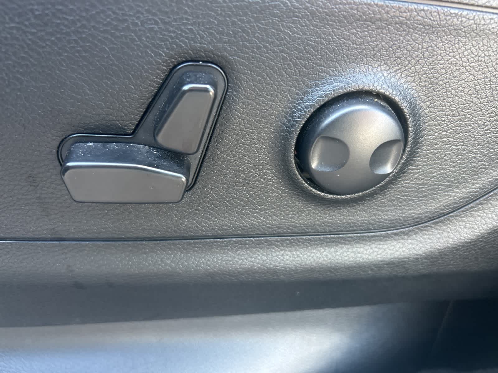 Thumbnail: 2023 RAM 1500 - 38