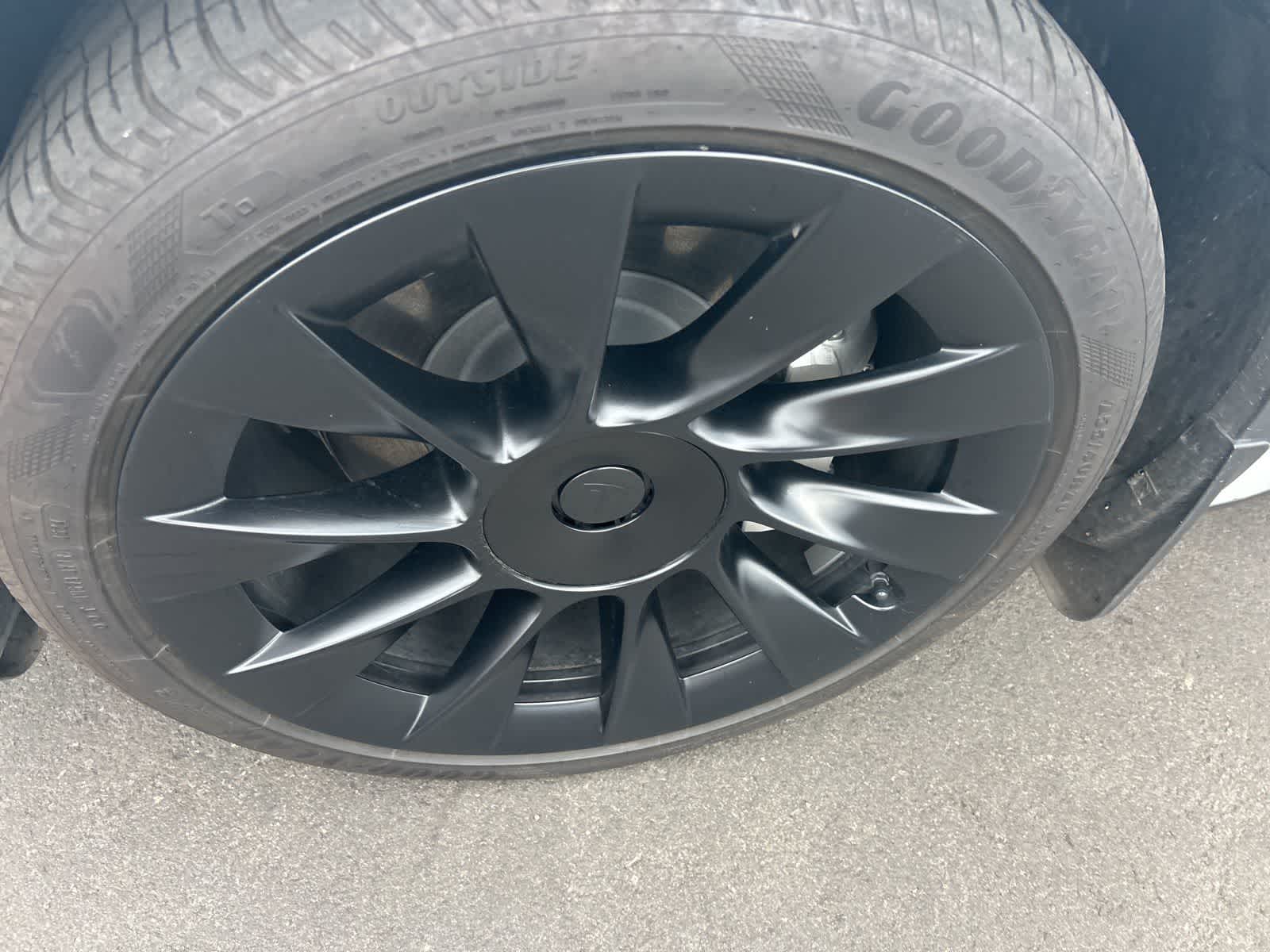 Thumbnail: 2024 Tesla Model Y - 13