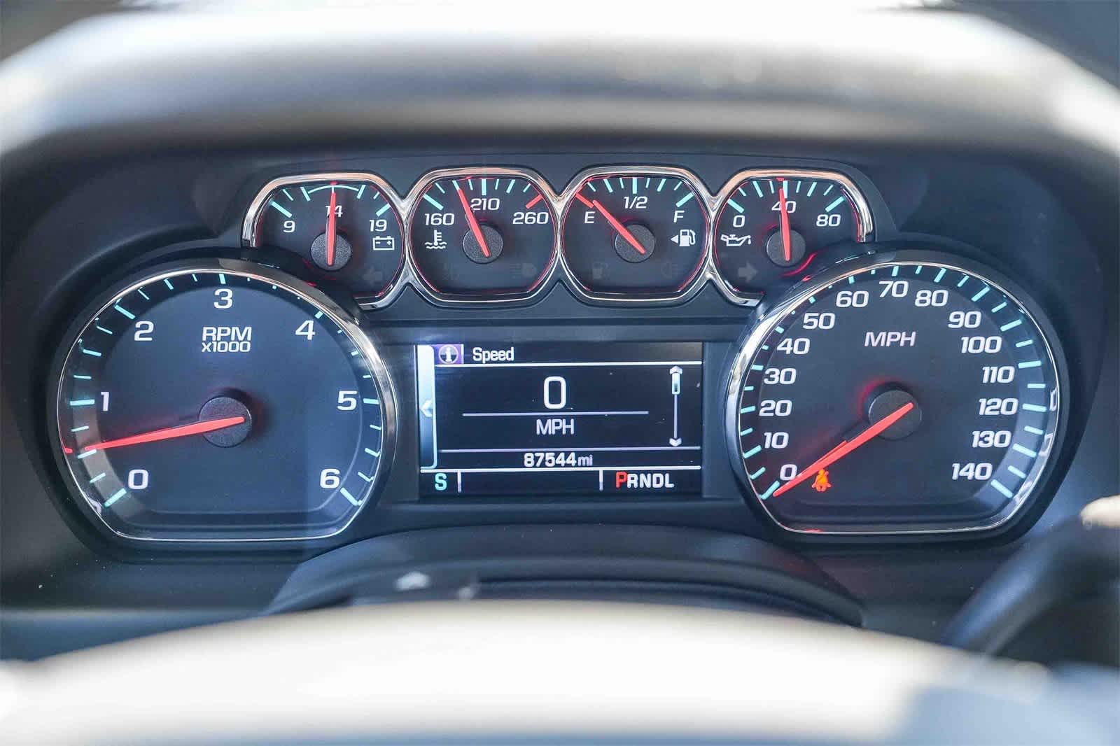 Thumbnail: 2018 GMC Yukon - 18