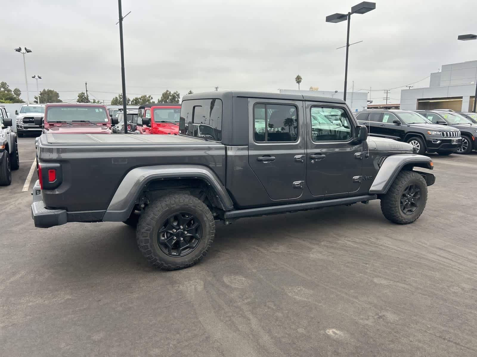 Thumbnail: 2023 Jeep Gladiator - 6