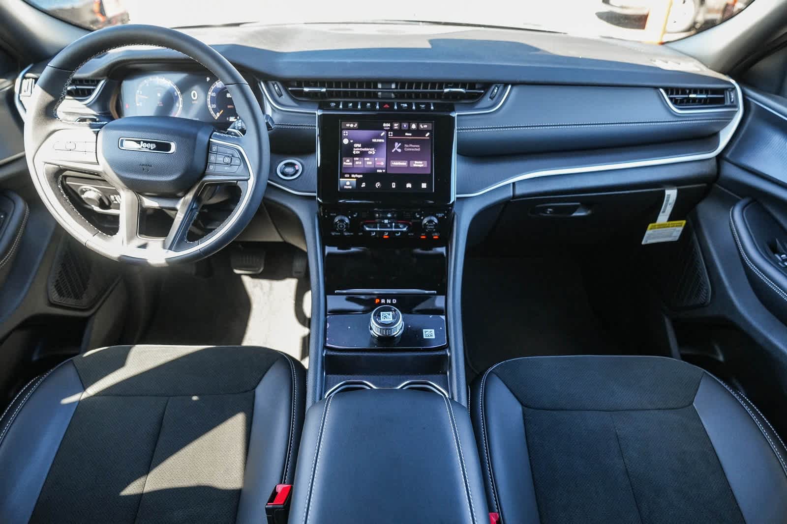 Thumbnail: 2025 Jeep Grand Cherokee L - 13