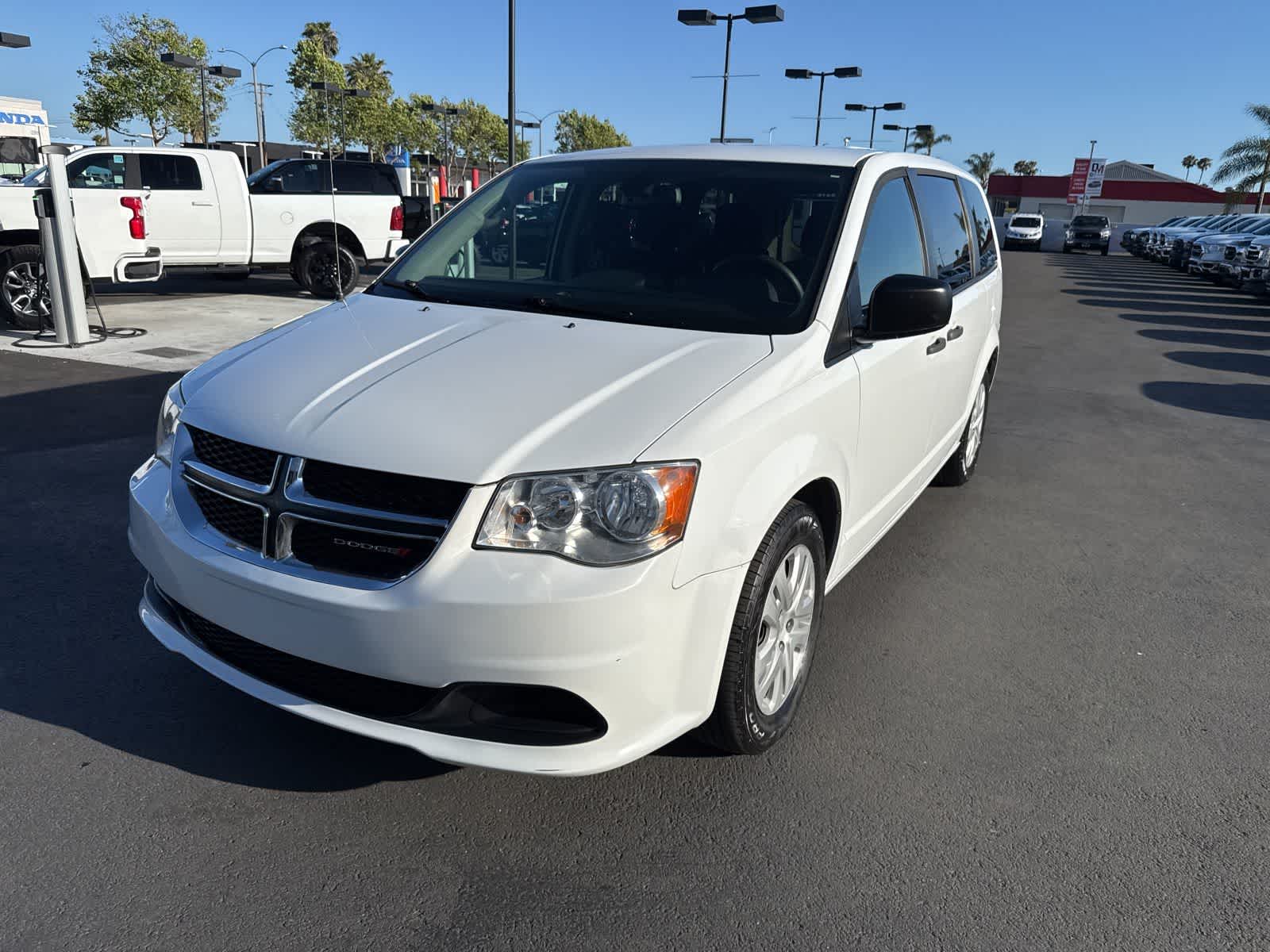 2019 Dodge Grand Caravan SE -
                  Costa Mesa, CA
