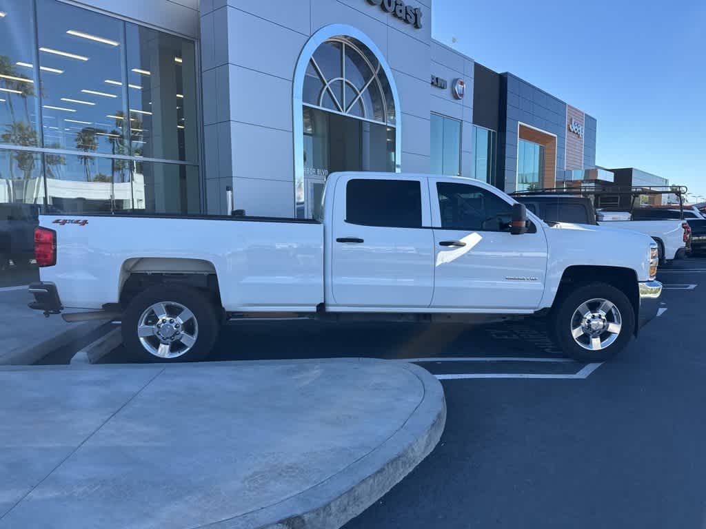 Thumbnail: 2018 Chevrolet Silverado 2500 - 4