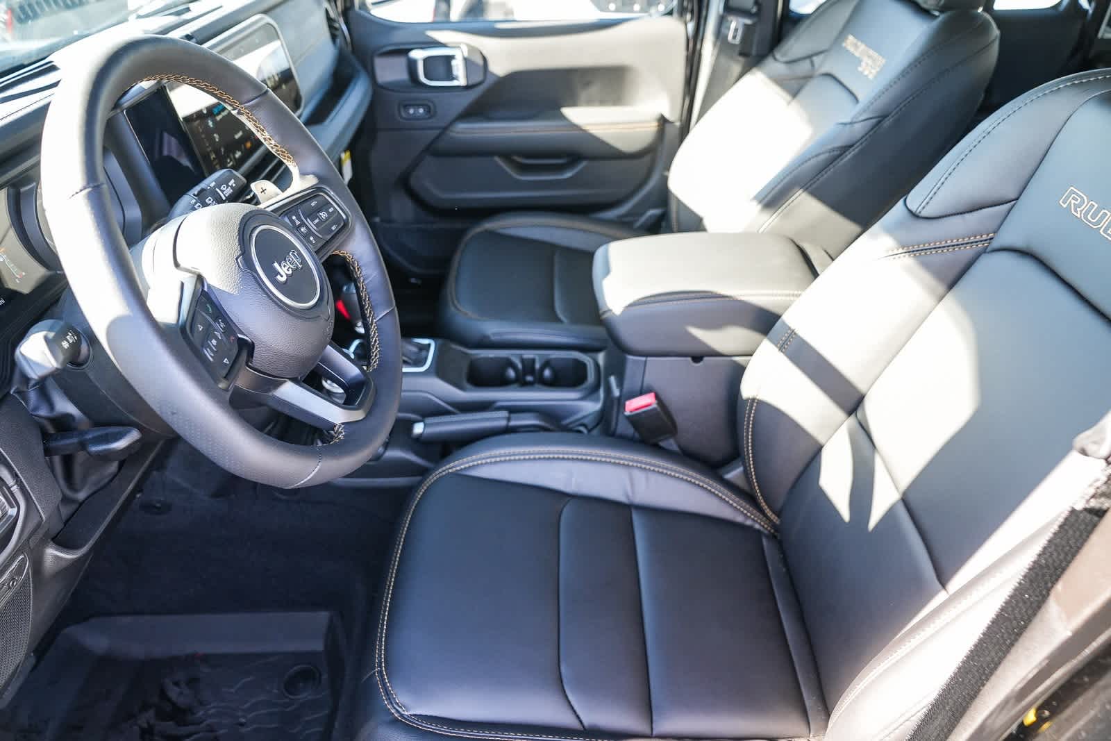 Thumbnail: 2025 Jeep Wrangler - 19