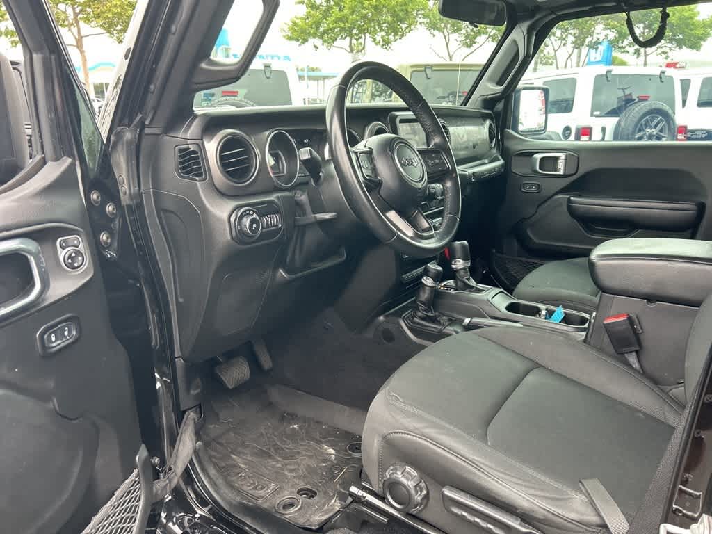 2021 Jeep Wrangler Unlimited Sport 17