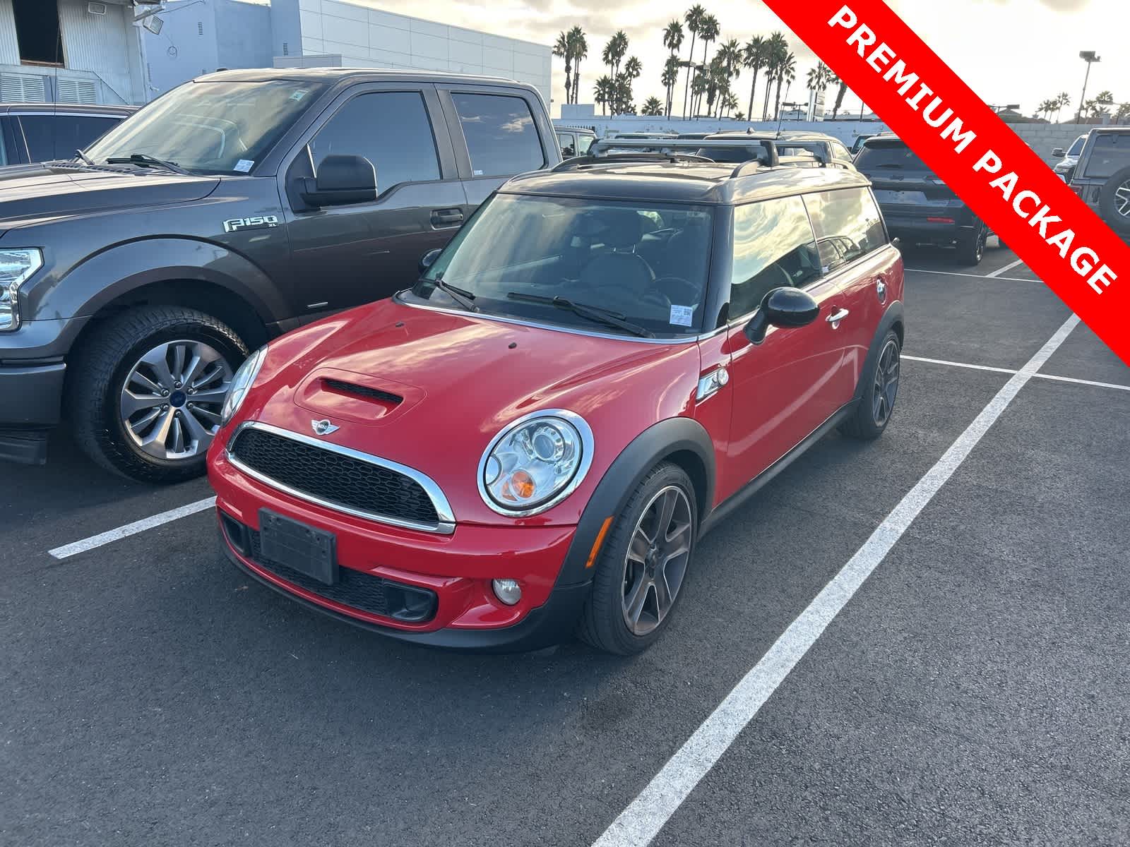 Thumbnail: 2011 MINI Cooper Clubman - 1