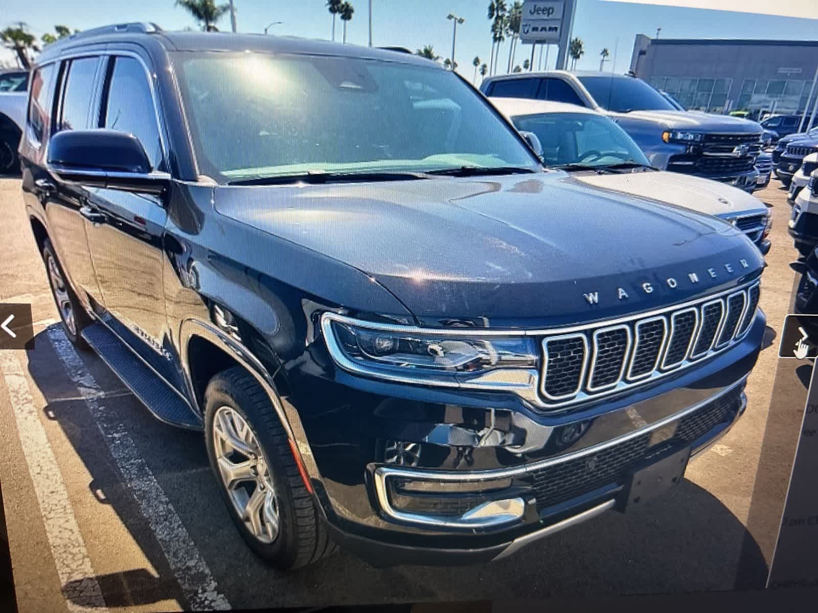 Thumbnail: 2022 Jeep Wagoneer - 2