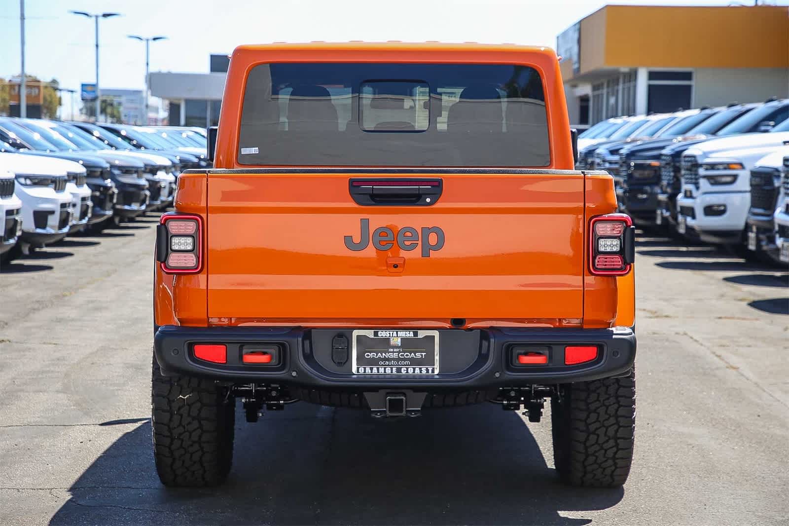 Thumbnail: 2025 Jeep Gladiator - 8