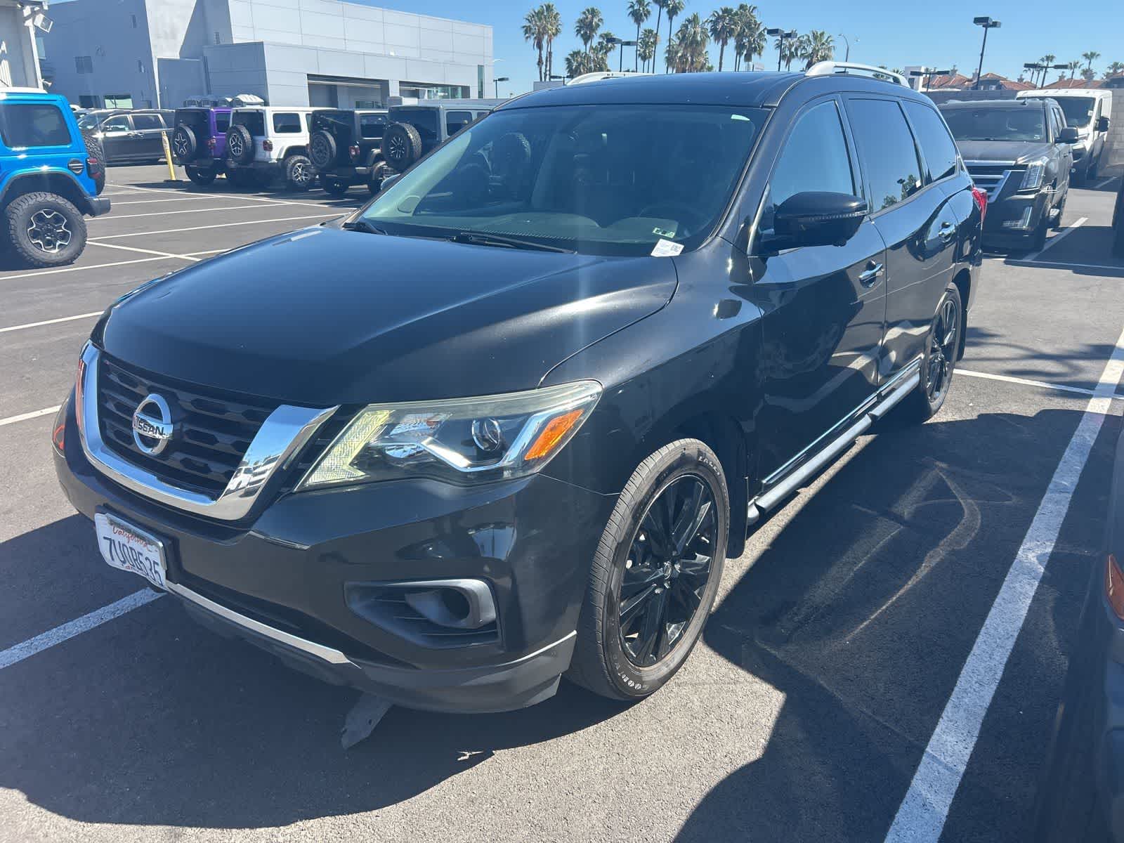 2017 Nissan Pathfinder Platinum -
                  Costa Mesa, CA