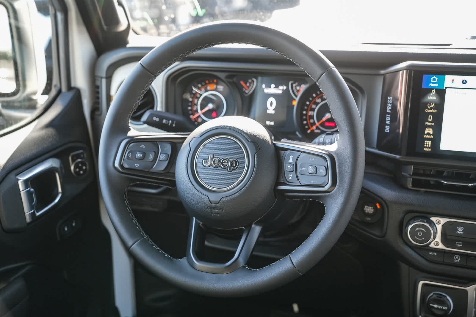 Thumbnail: 2026 Jeep Wrangler - 16