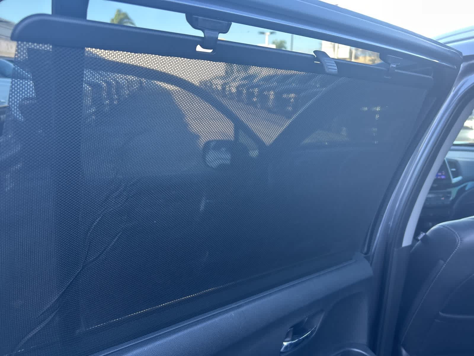 Thumbnail: 2016 Honda Pilot - 35